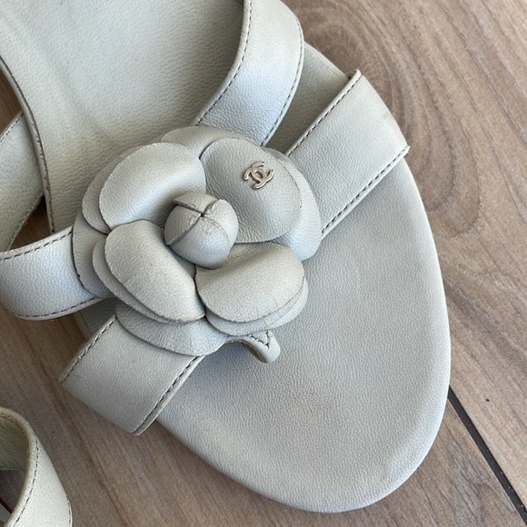 Authentic Chanel slide. Loved very much - Picture 3 of 7